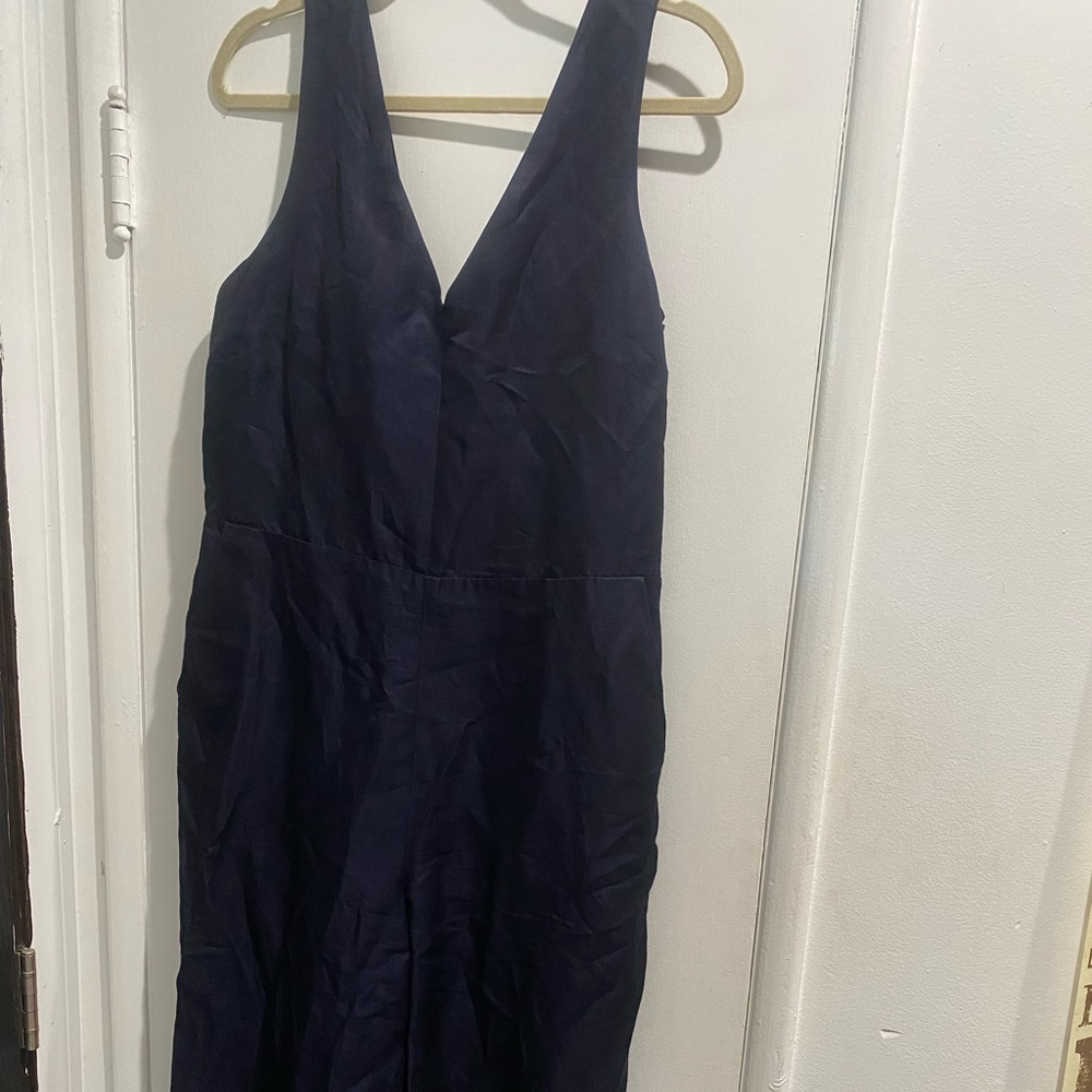 Banana republic SL v neck cropped jumpsuit